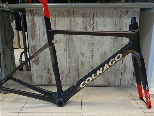 COLNAGO V4RS EMIRATES 